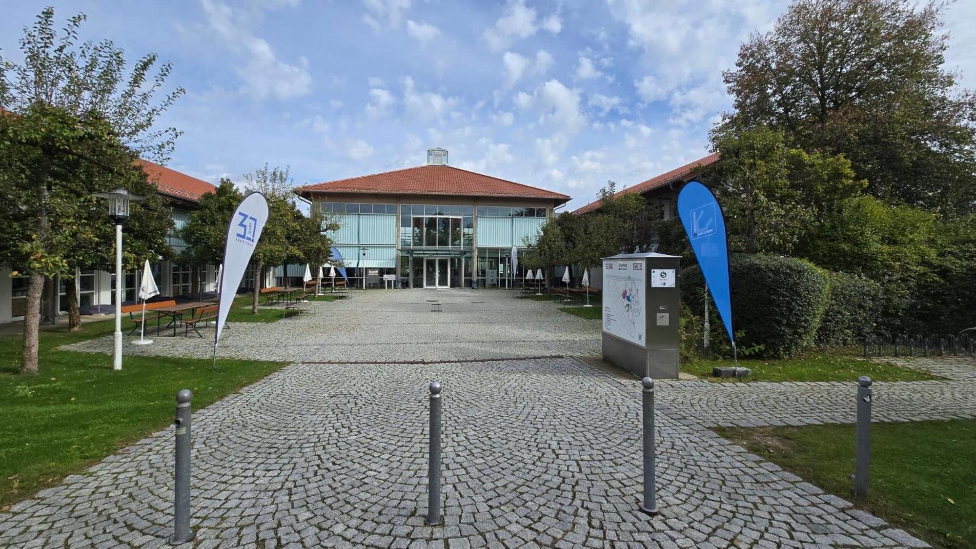 Sportschule Oberhaching Hotel Exterior foto